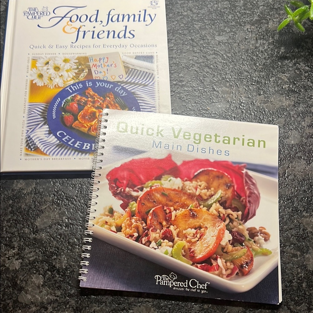 Pampered Chef  Vegetarian Dishes Kitchen Cookbooks